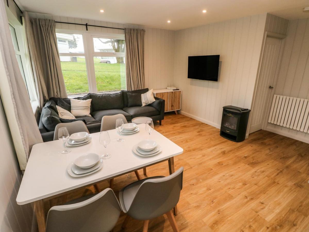 Saltwater Villa Haverfordwest Exterior foto